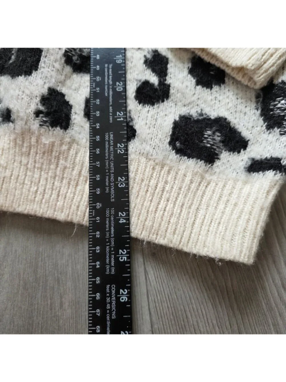 Torrid Animal Print Oversized Sweater Ivory & Black Ribbed Turtleneck Size 2